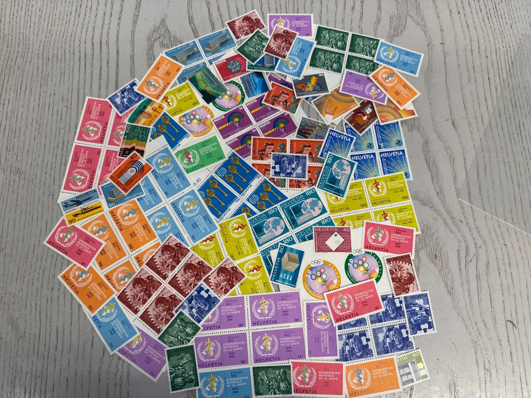 Alle Briefmarken: Schweizer Dienstmarken ungestempelt Wert Fr. 106.80 – Neu (gemäss Beschreibung) aus Herisau von herau