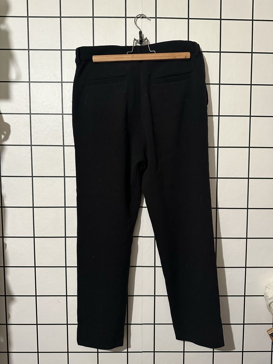 Weekday Pantaloni: Weekday Black Mard Trousers Size 46 – Usato da Genève venduto da ravehotline 1