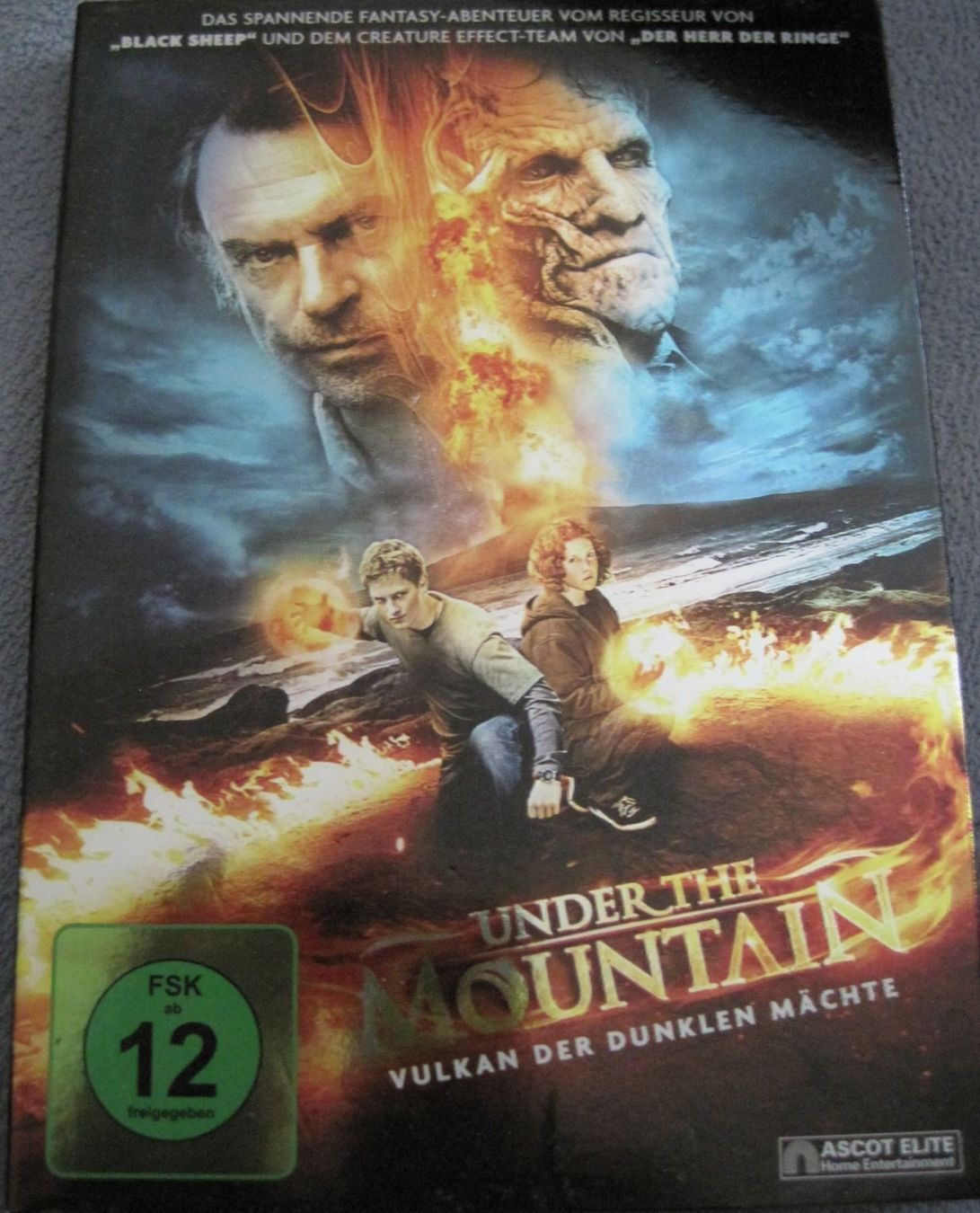 Tutti i DVDs: DVD - UNDER THE MOUNTAIN – Nuovo (secondo la descrizione) da Bellach venduto da Legdance