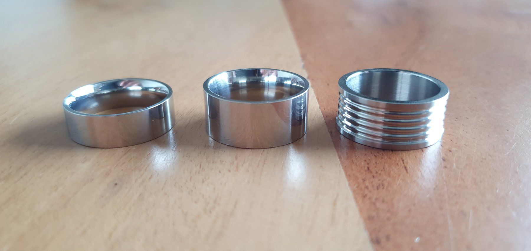 Bagues: Trilogy Ring Set aus Edelstahl 3 Ringe. – D'occasion à Zürich par Leica.C89 1