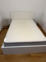 Bett mit 4 Schublade von Ikea mit Matraze und Latteronst