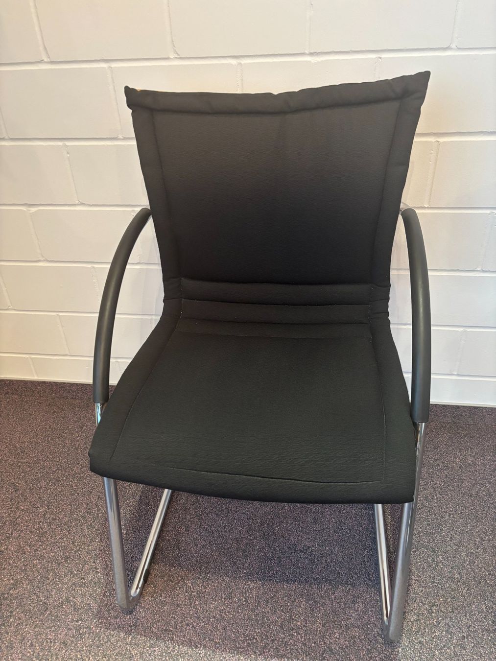 Set di tavolo e panche: Konferenztisch mit 12 Stühlen – Usato da Matzingen venduto da carola71 6