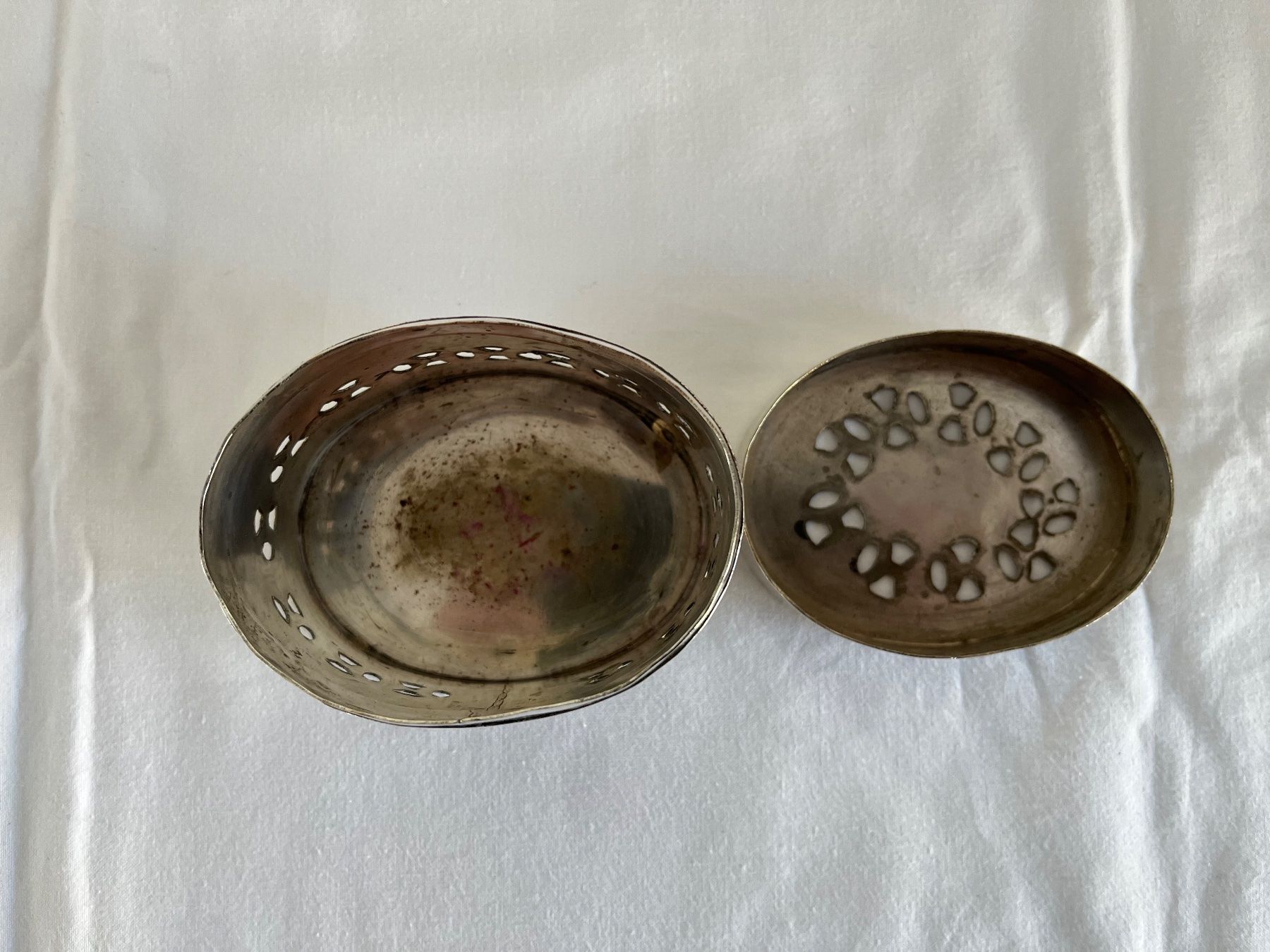 Alle Dekorationen: Deckeldose - Potpourri aus Metall – Gebraucht aus Wetzikon ZH von seli03 7