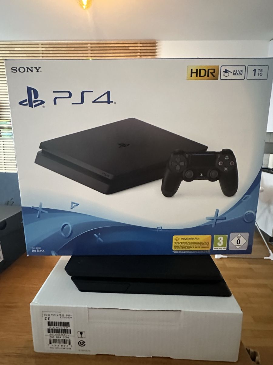 Sony Spiele: PS4 – Neu (gemäss Beschreibung) aus Basel von VanBuyer2010 2