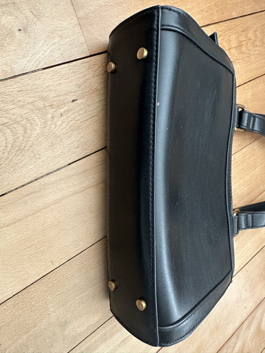 Brandy Melville Taschen für Damen: Schwarze Handtasche, elegantes Design – Neu (gemäss Beschreibung) aus Luzern von nee_zjh6 1