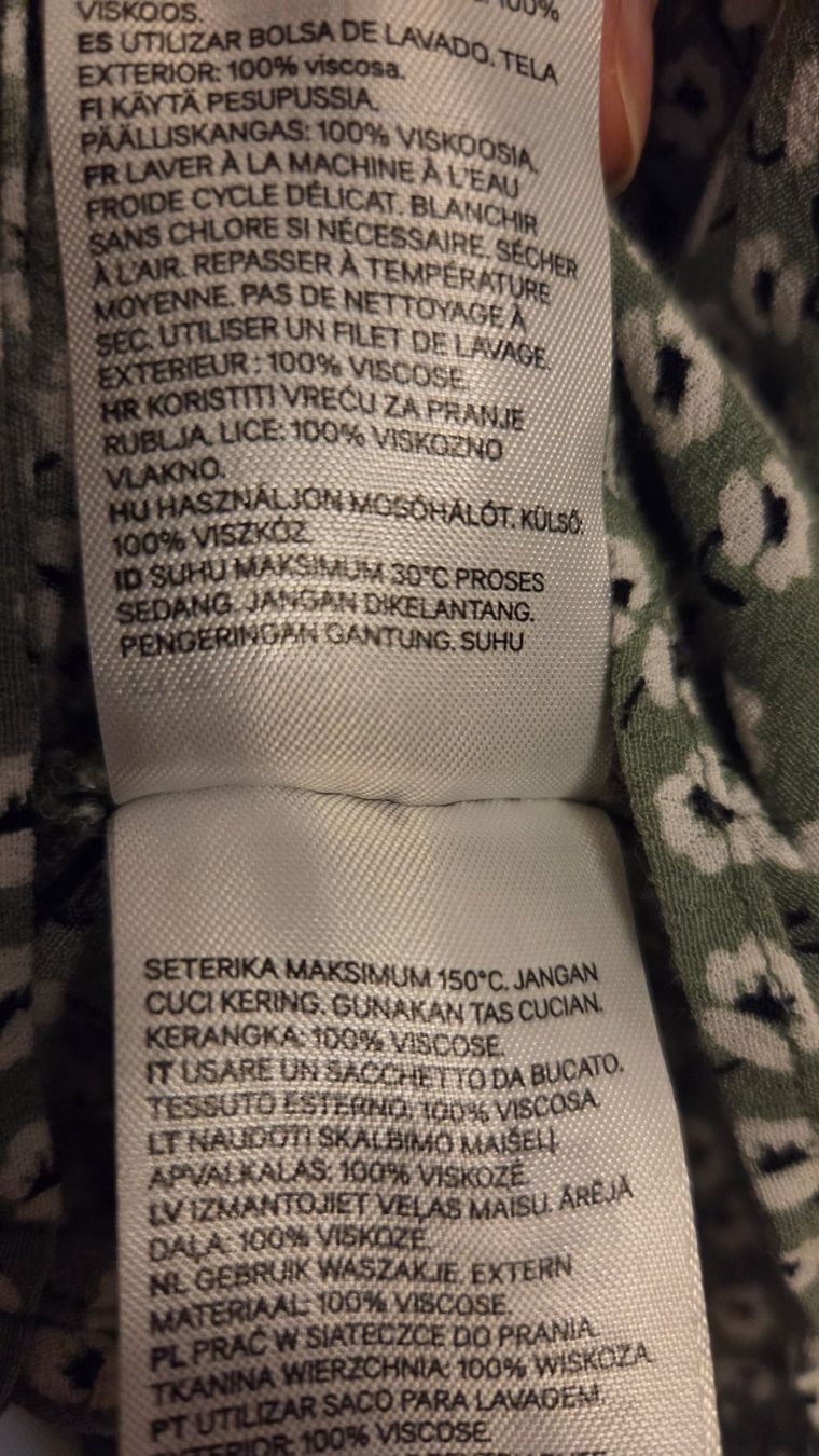 H&M Camicette: Damen Bluse Carmen Stil Grösse L – Usato da Weggis venduto da Leeclipse 5