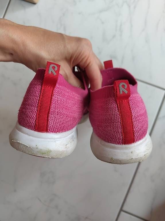 Reima Scarpe per ragazze: Reima Turnschuhe Grösse 35/36 – Usato da Meilen venduto da Hope777 4