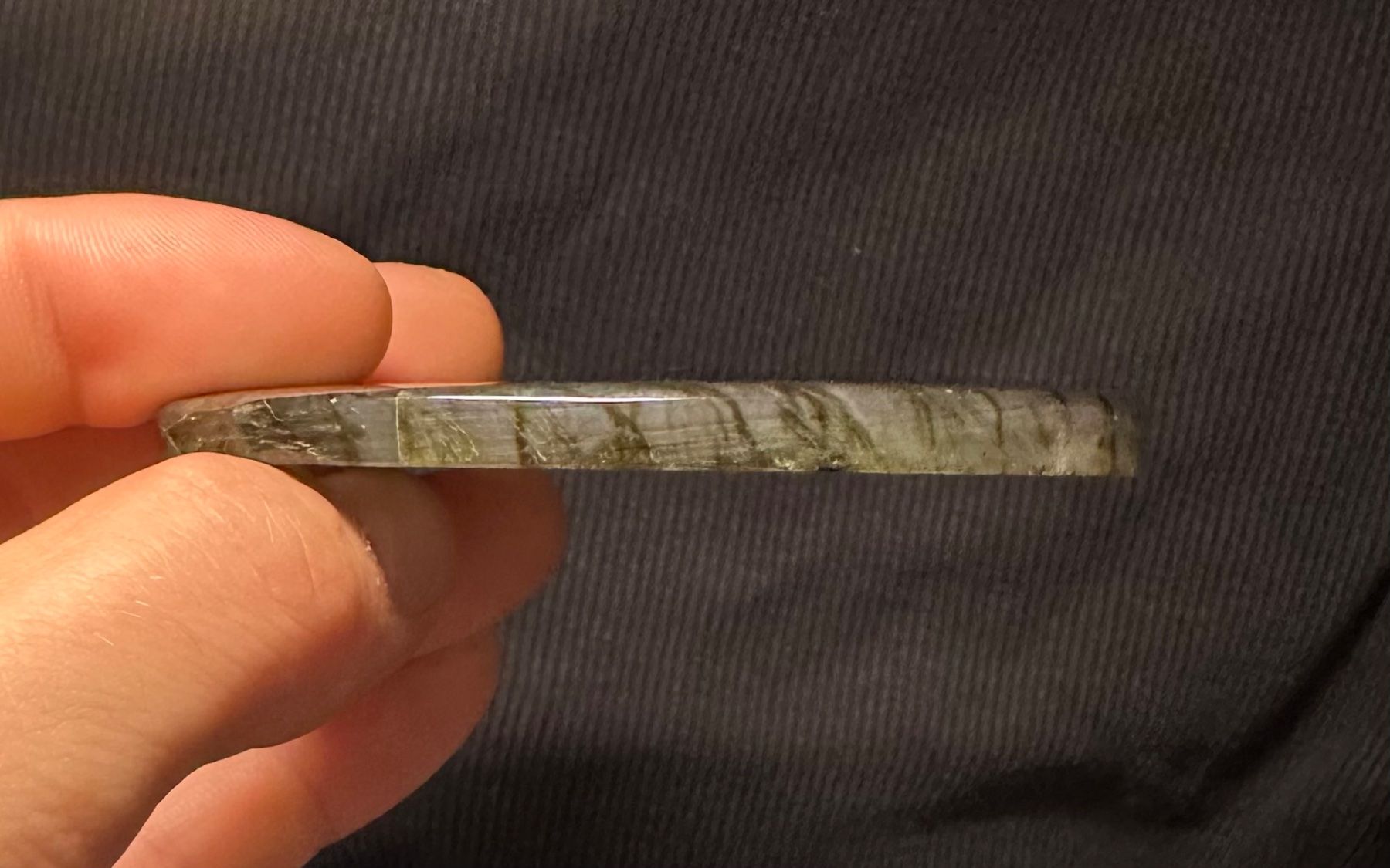 Mineralien & Heilsteine: Riesiges, Wunderschönes Labradorit Cabochon – Neu und originalverpackt aus Männedorf von CabochonExceptionnel 3