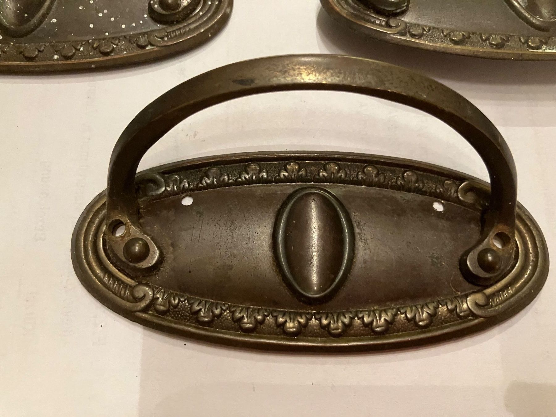 Ferramenta: 3 Antike Schubladengriffe Bronze patiniert Griffe Möbelgr... – Usato da Dintikon venduto da 51rh 6