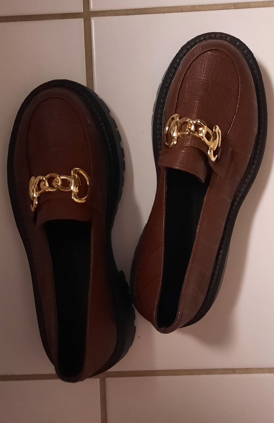 Scarpe da donna: Neue   Lofter Schuhe – Nuovo (secondo la descrizione) da Hägendorf venduto da lennam38