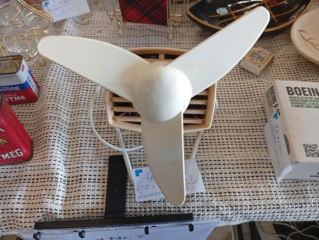 Ventilatoren: Ventilateur  – Gebraucht aus Biel/Bienne von loudmuffles 1