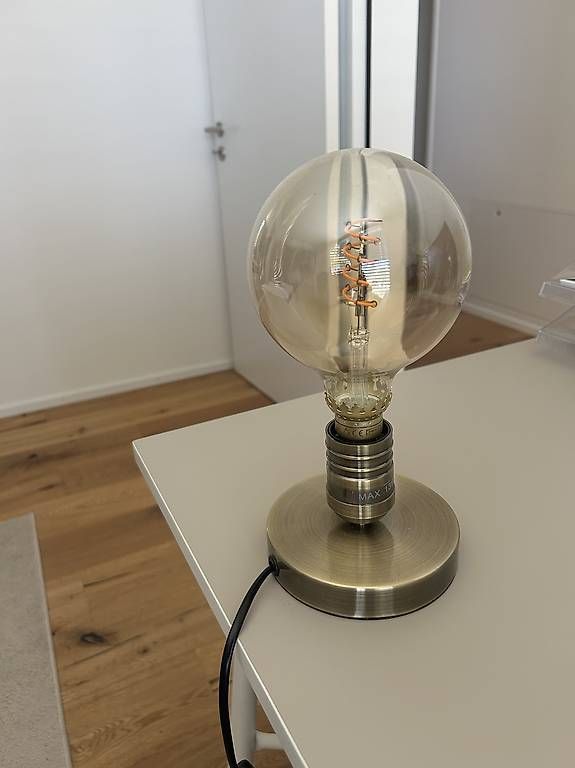 Lampade: Lampe gold  – Usato da St. Gallen venduto da mar_fl6v