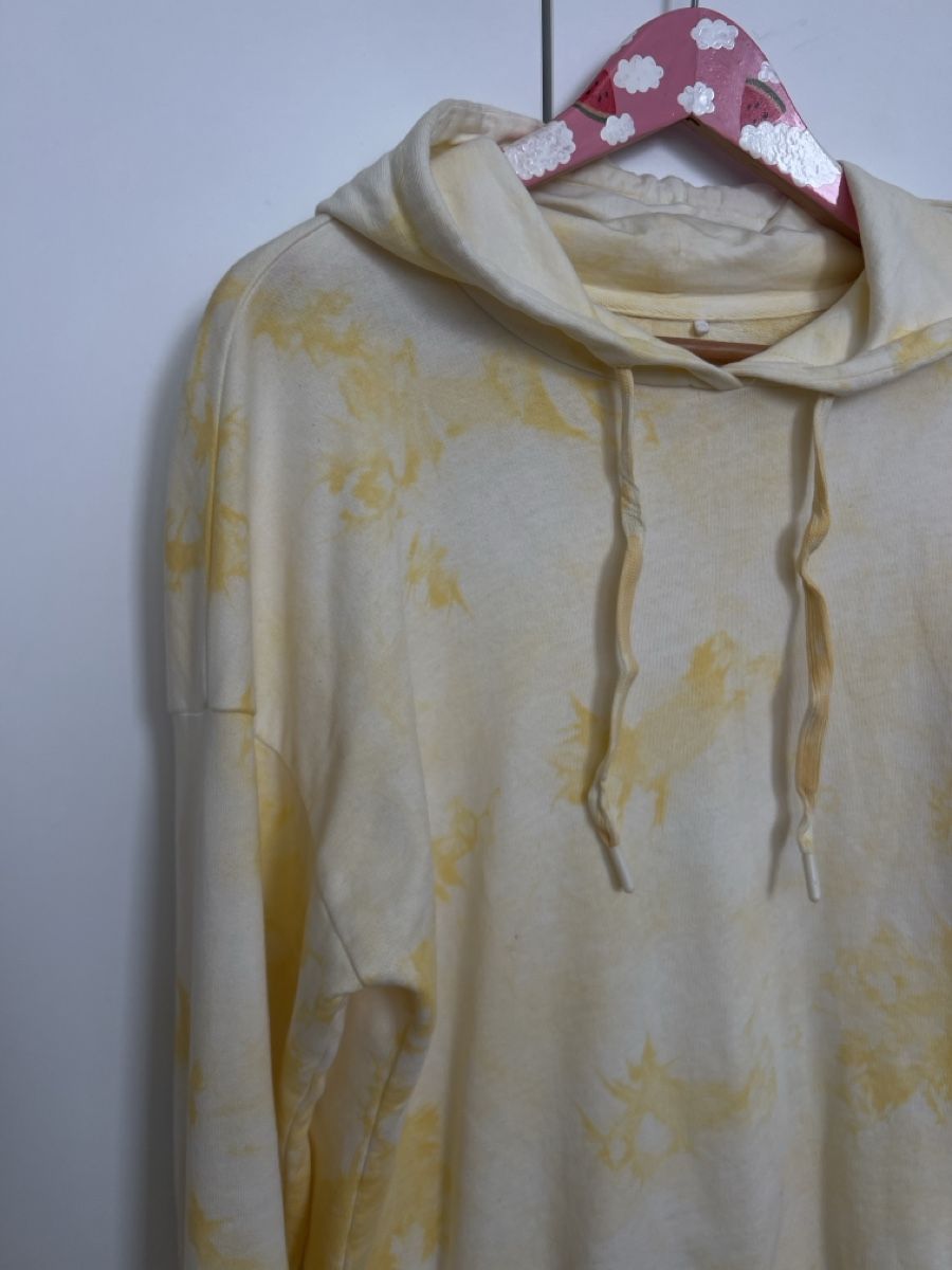 Only Maglioni & Felpe: Tie Die Hoodie gelb – Usato da Immensee venduto da LizzaSch03 1