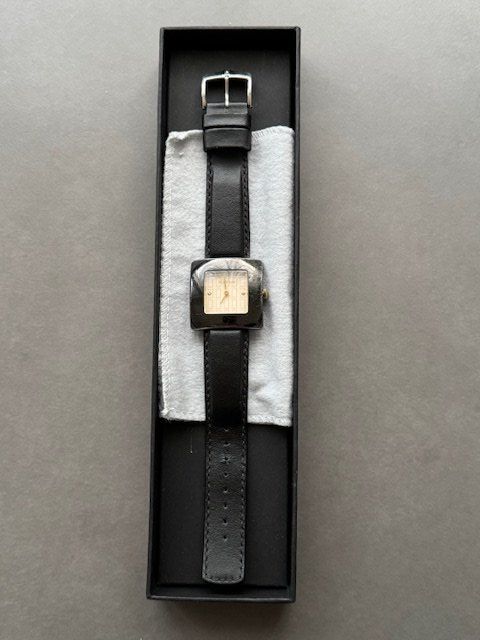 Orologi: MANGO DAMENUHR – Usato da Honau venduto da Ritika 2
