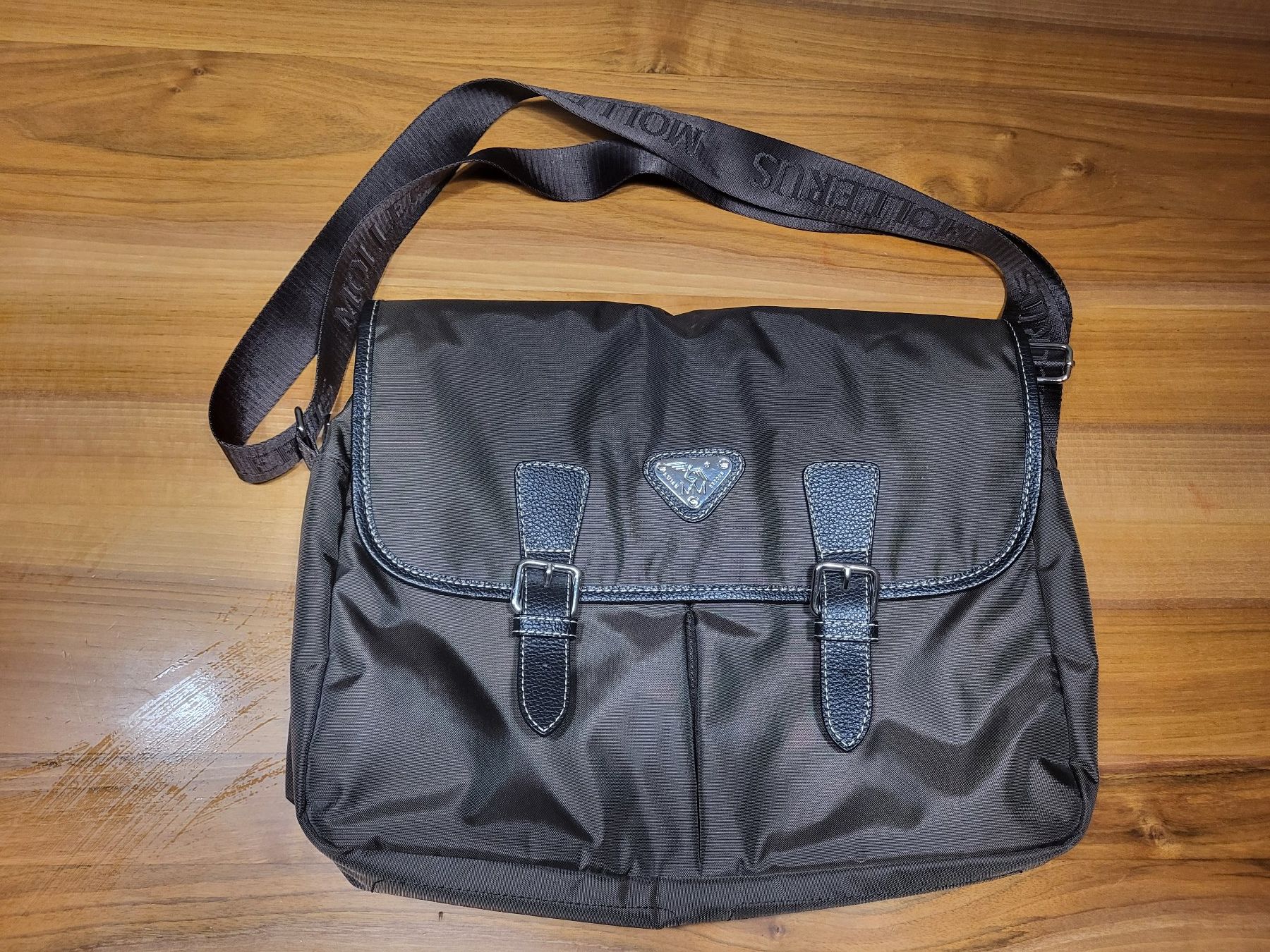 Maison Mollerus Taschen: Maison Mollerus MM Umhängetasche – Gebraucht aus Azmoos von Tomsuper
