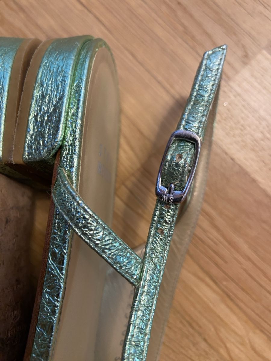 Stuart Weitzman Damenschuhe: Stuart Weitzman Metallic Crackle Leather Slingback Flats – Gebraucht aus Münchenstein von B771 6