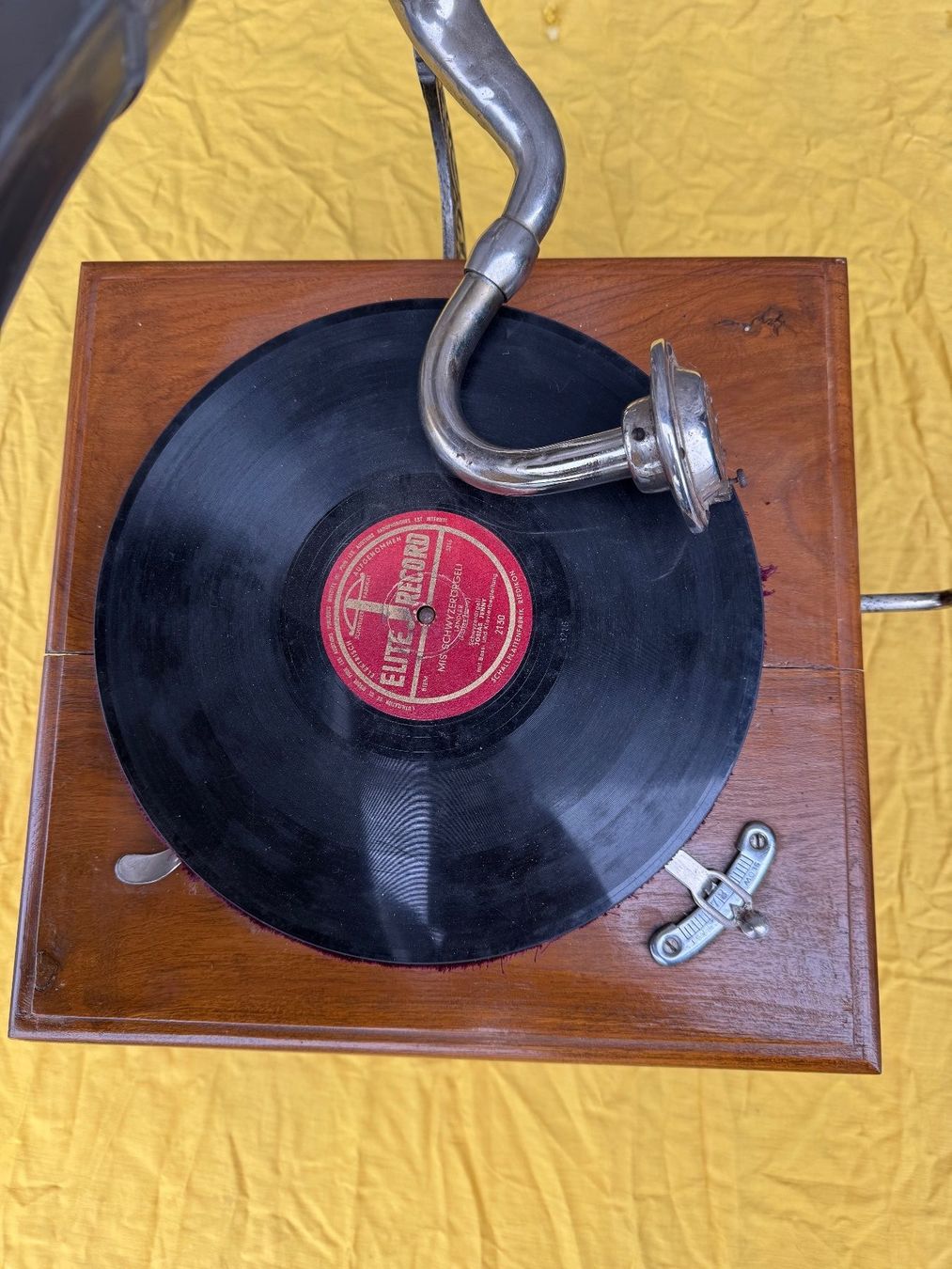 Plattenspieler: Grammophon – Gebraucht aus Sachseln von BONATI01 1
