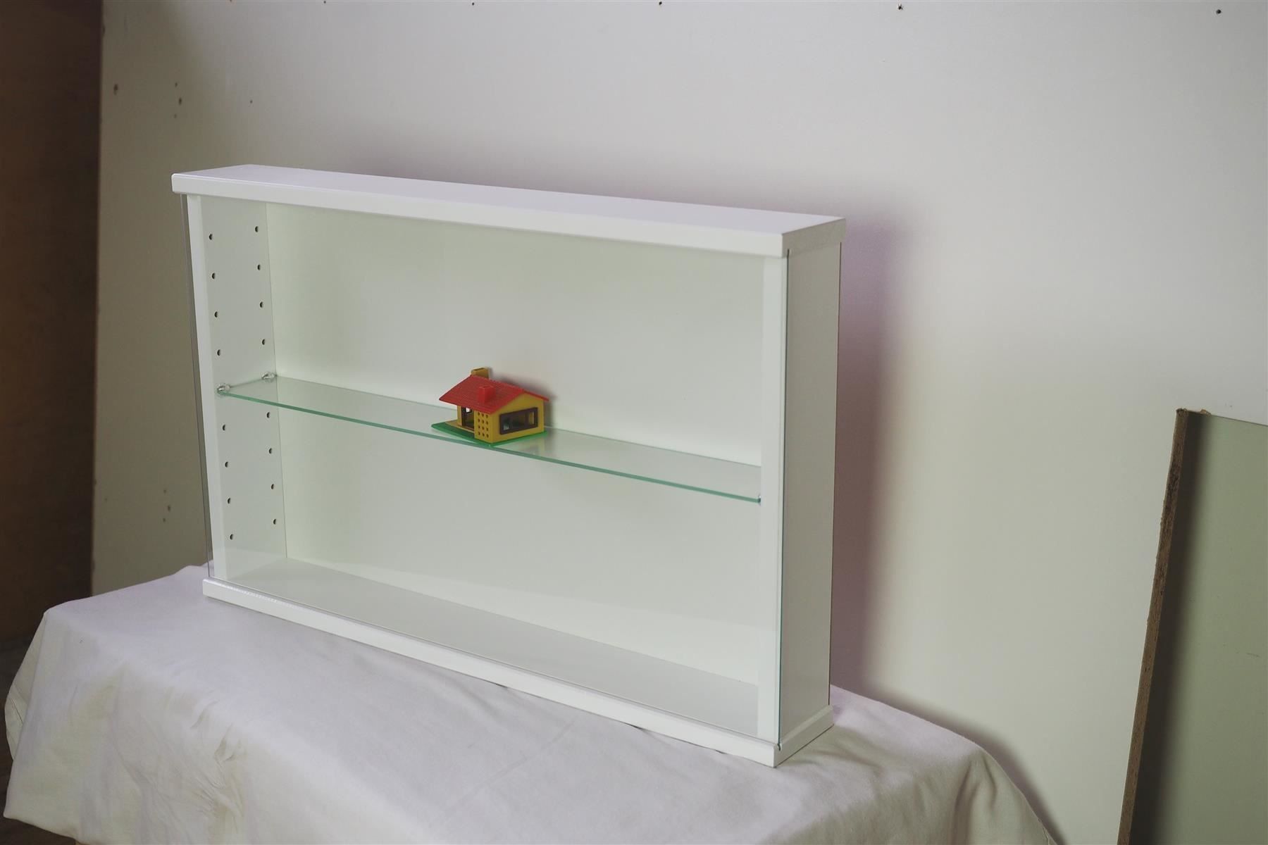 Vetrine: Tolle kleine Vitrine in weiss – Nuovo (secondo la descrizione) da Heimberg venduto da h0realgood 2