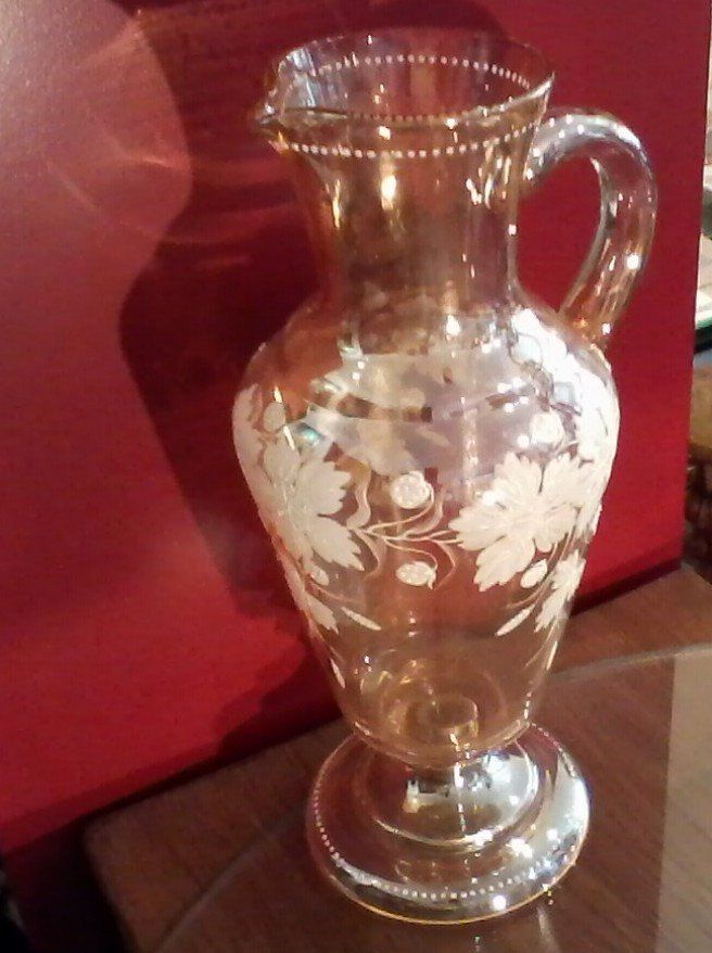 Caraffe: Antiker Glaskrug mit Schneemalerei – Usato da Brunnen venduto da brocundfloh