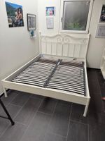 Weiss Metallbett mit Lattenrost, schönes Design, 160x200cm