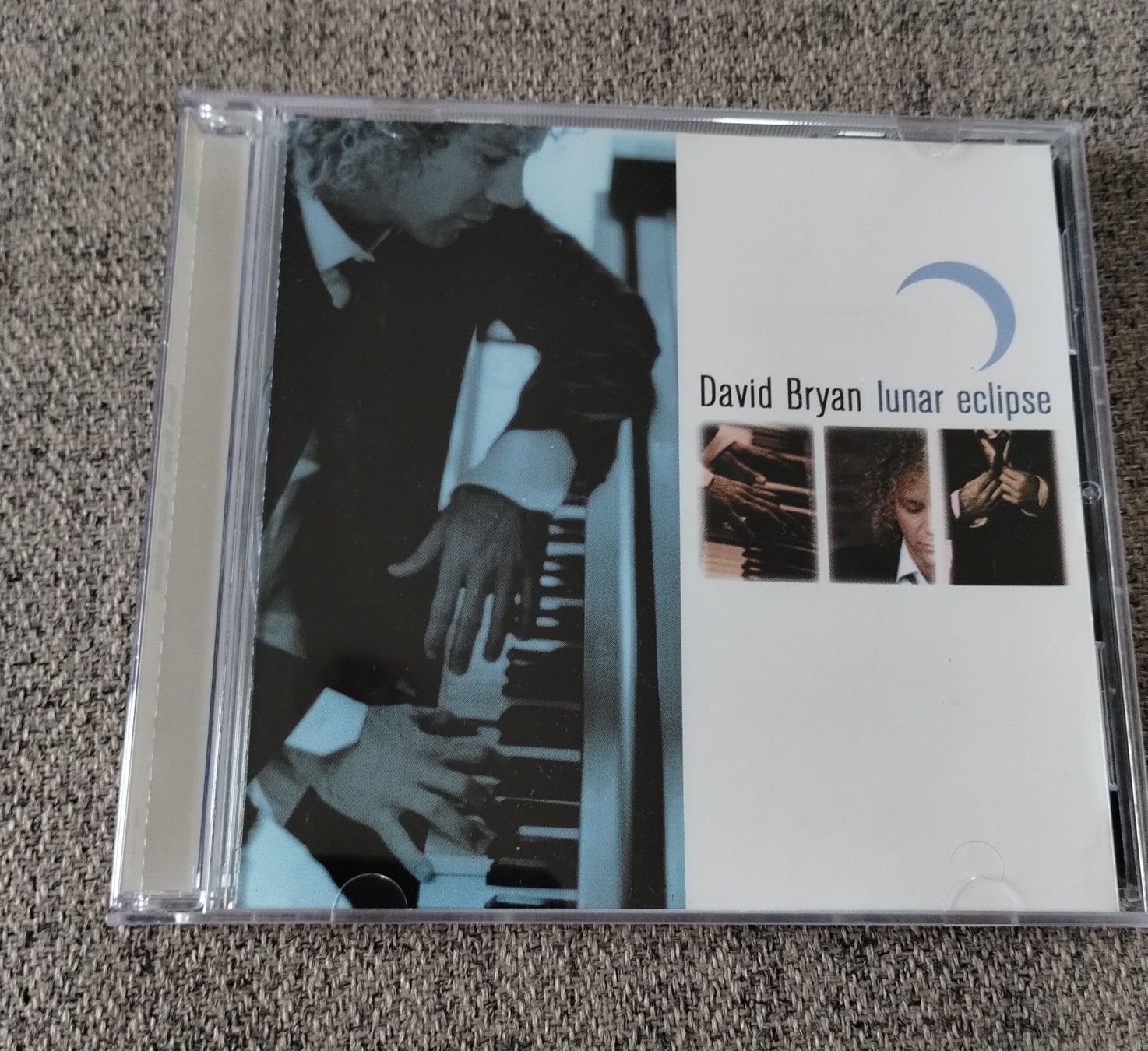 CD: David bryan ( Bon Jovi)  " Lunar eclipse" – Nuovo (secondo la descrizione) da Lausanne venduto da Martinucci