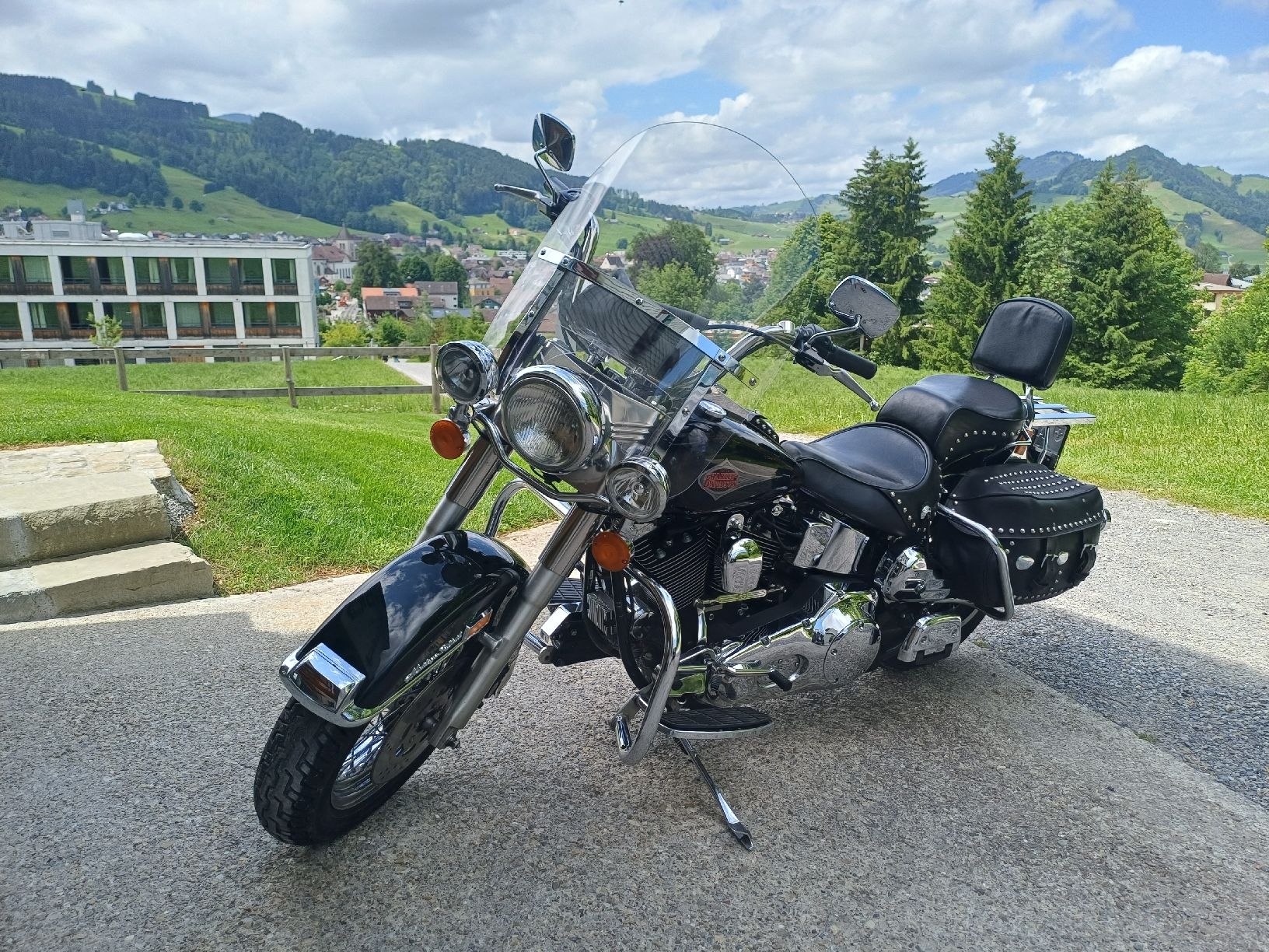 Harley-Davidson Chopper: Harley Davidson Softail – Usato da Appenzell venduto da hha_dl79