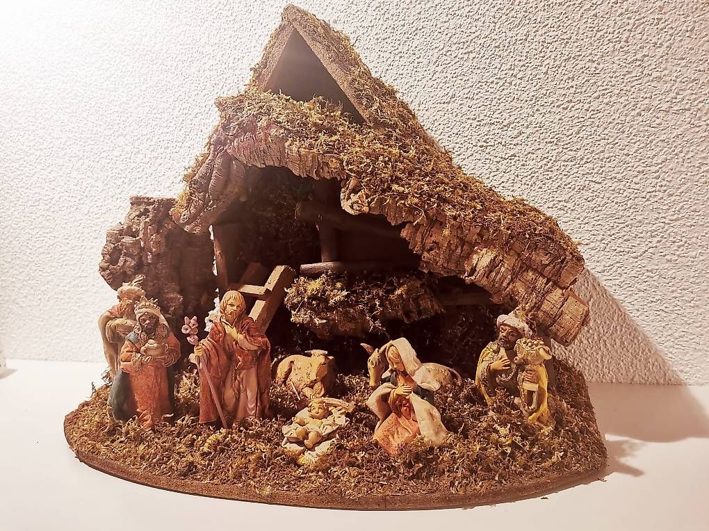 Tutte le decorazioni: Weihnachtskrippe, alt  – Usato da Edlibach venduto da Sanib 1