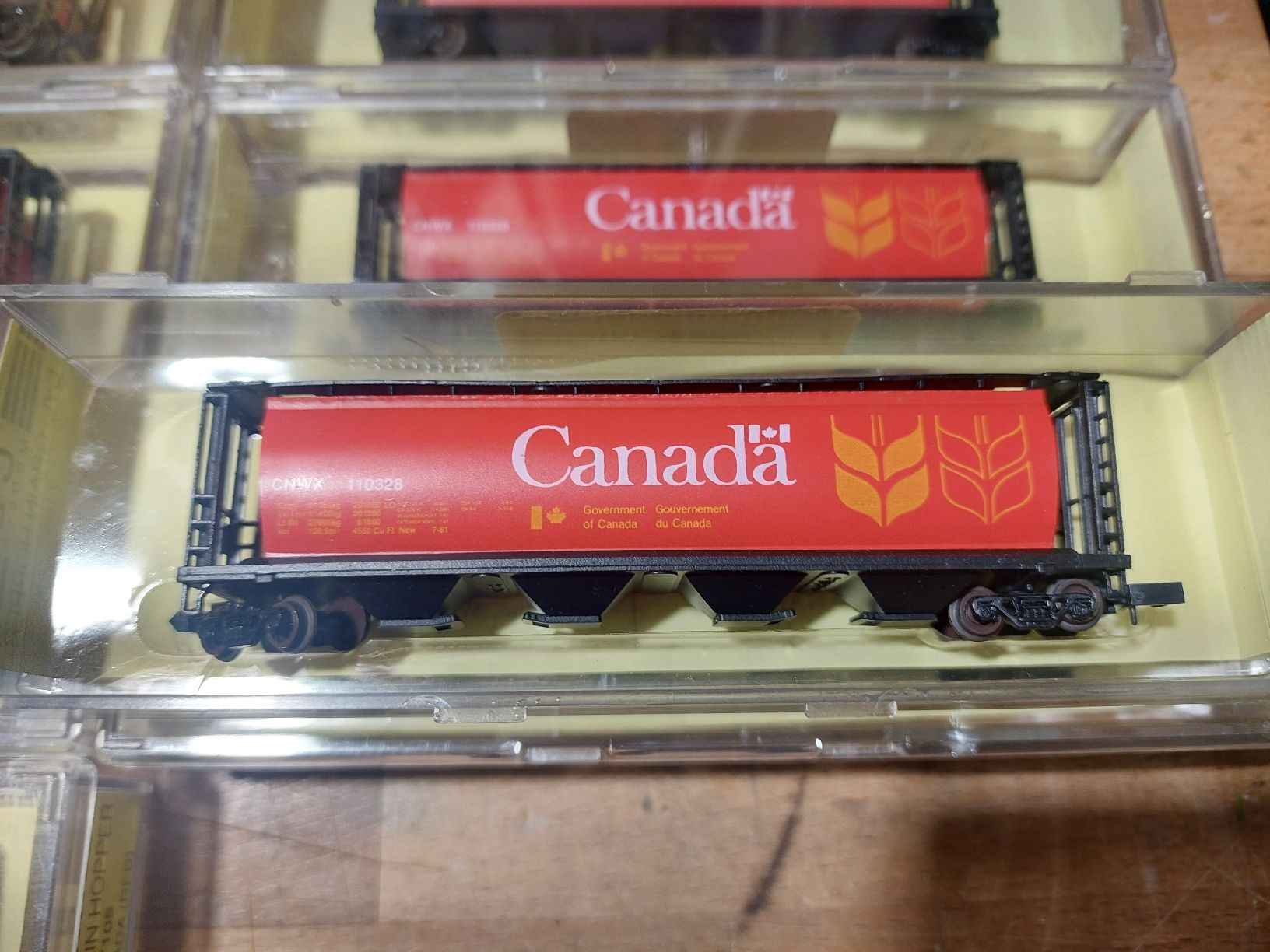 Modellini di ferrovie: Spur N 8 Stück Silogütterwagen Canada – Nuovo (secondo la descrizione) da Flaach venduto da maniv6
