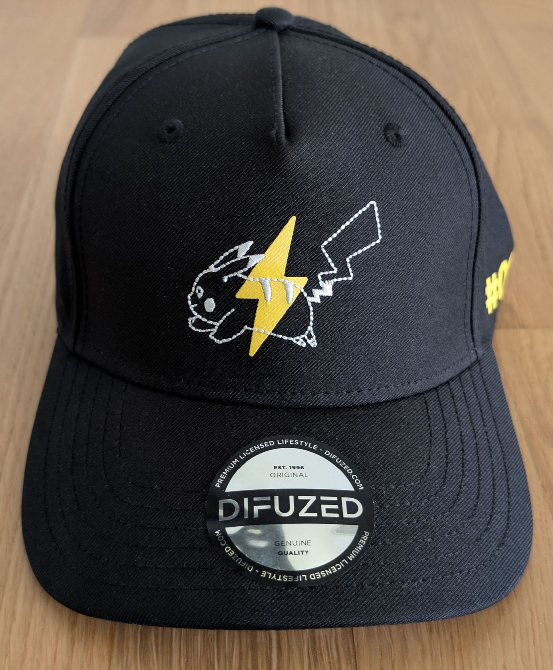 Chapeaux, bonnets & casquettes: Kappe Schwarz Pikachu Design – Neuf (Voir description) à Benken ZH par emaerceo