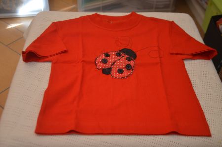 TAILLE 98 - T-SHIRT NEU