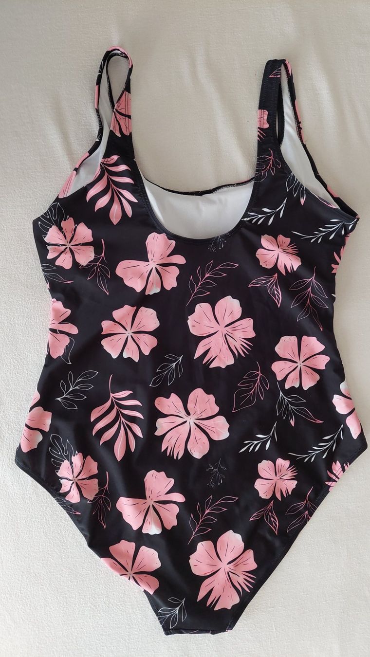 Costumi da bagno & Bikini: Badeanzug einteilig mit Blumenmuster, Grösse XXL / 44 / 46 – Nuovo (secondo la descrizione) da Oberwil BL venduto da Hunajakakku 2