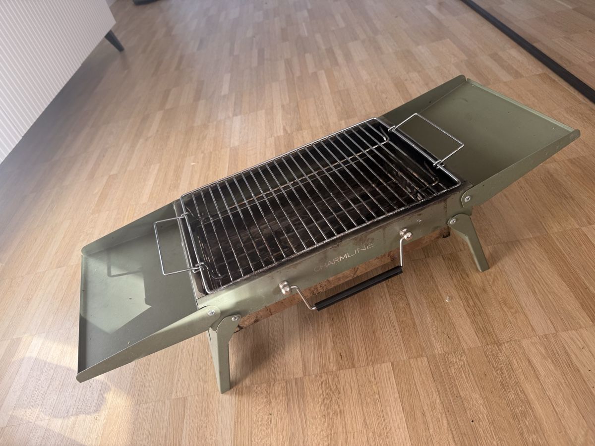 Griglie: Tragbarer Holzkohlegrill  – Usato da Bern venduto da jac_5hjp 1