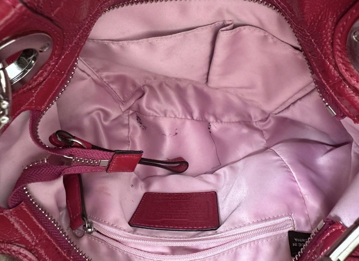 Coach Taschen für Damen: Rote Coach Tasche – Gebraucht aus Fahrweid von Florarose 2