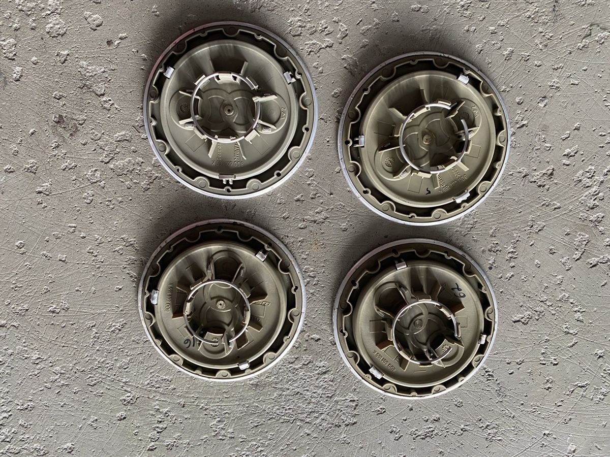 Audi Tutti pezzi di ricambio auto: Original Audi Nabendeckel Felgendeckel – Usato da Beinwil am See venduto da Mpmmechanik 6