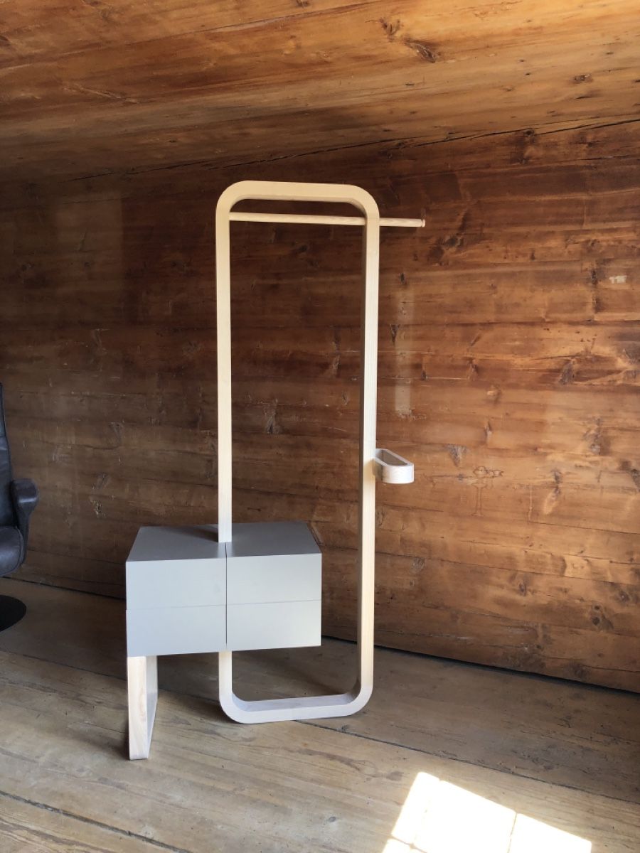 Guardaroba: Garderobe – Nuovo (secondo la descrizione) da Teufen AR venduto da madame.sch 1