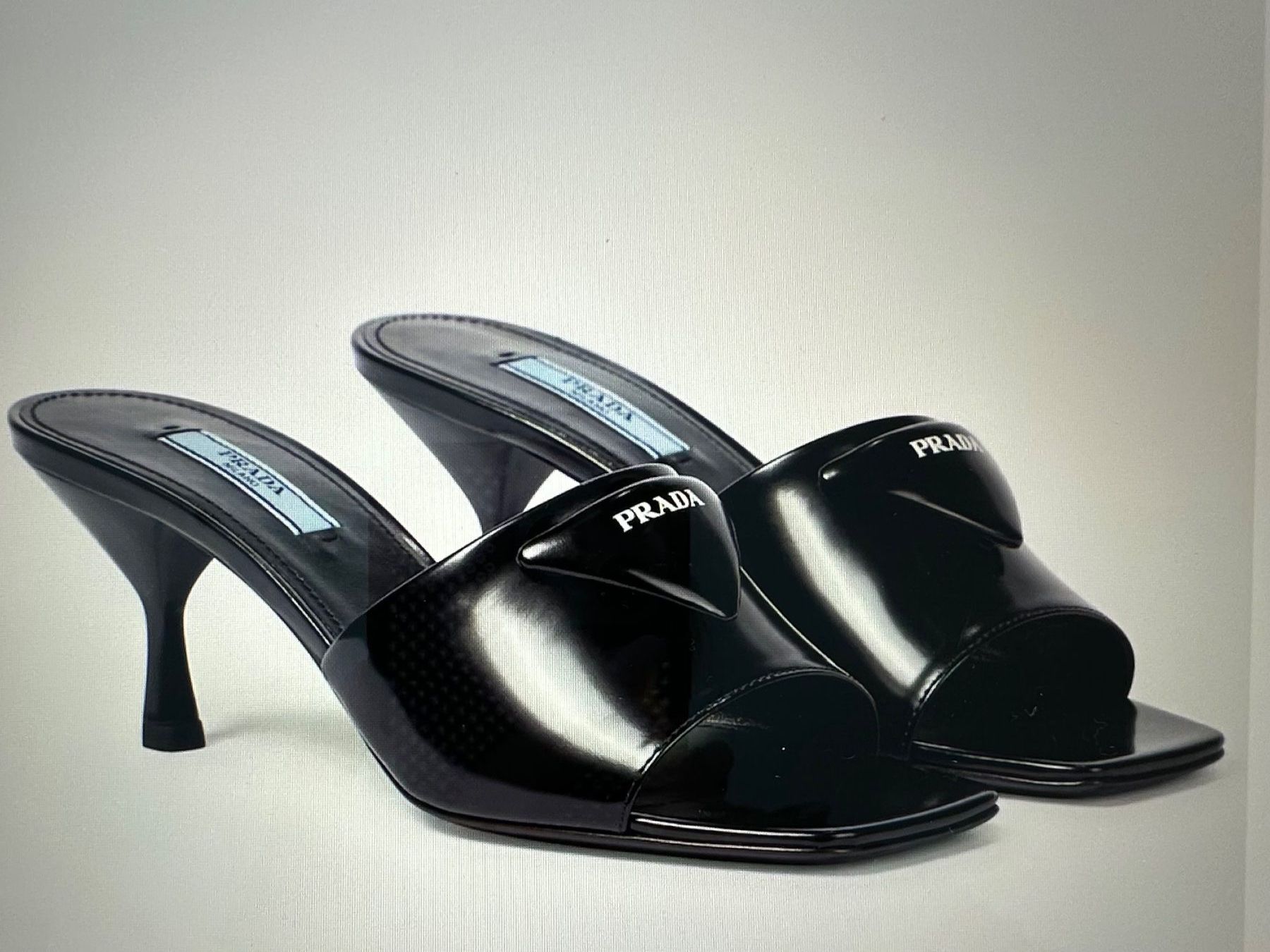 Prada Damenschuhe: PRADA Pantoletten aus Leder NEU – Neu und originalverpackt aus Oberengstringen von snoopy714