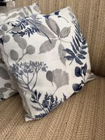 2 Dekokissen 40 × 40 cm – Blau/Grau – inkl. Innenkissen