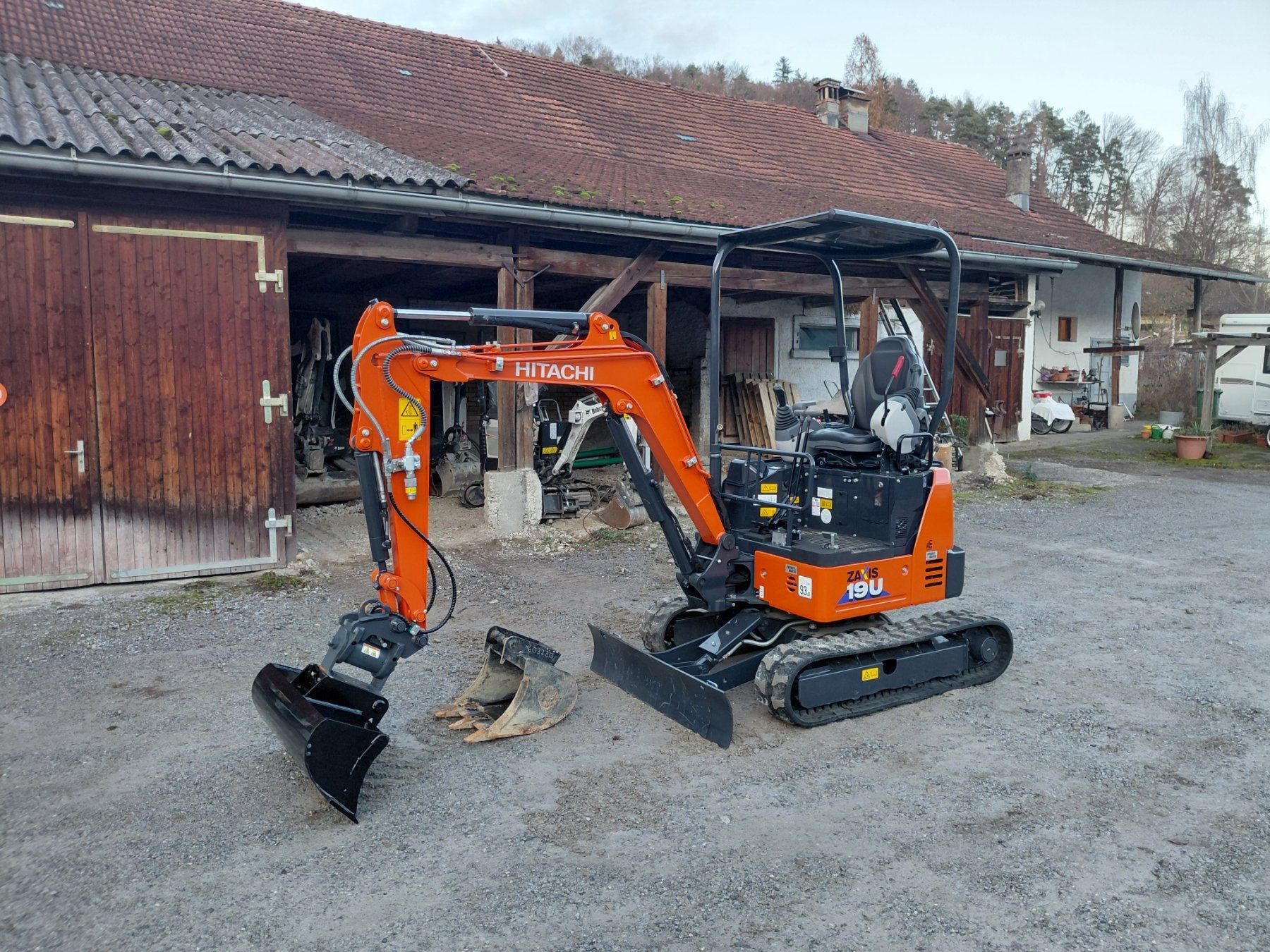 Hitachi Escavatori: 1.9T Bagger zum mieten – Usato da Winterthur venduto da Chrigel227