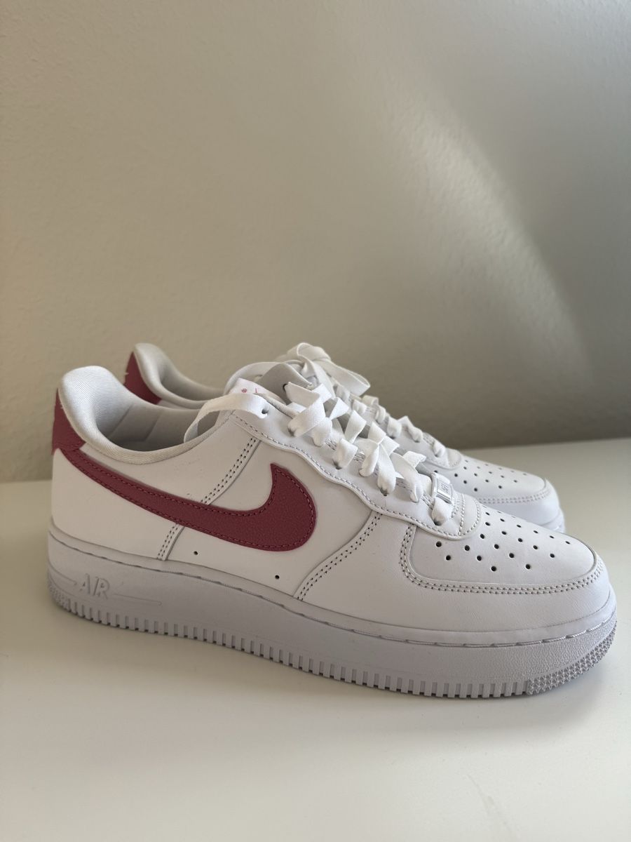 Nike Herrenschuhe: Baskets Nike air force 1 – Neu (gemäss Beschreibung) aus La Chaux-de-Fonds von Ma_rine23