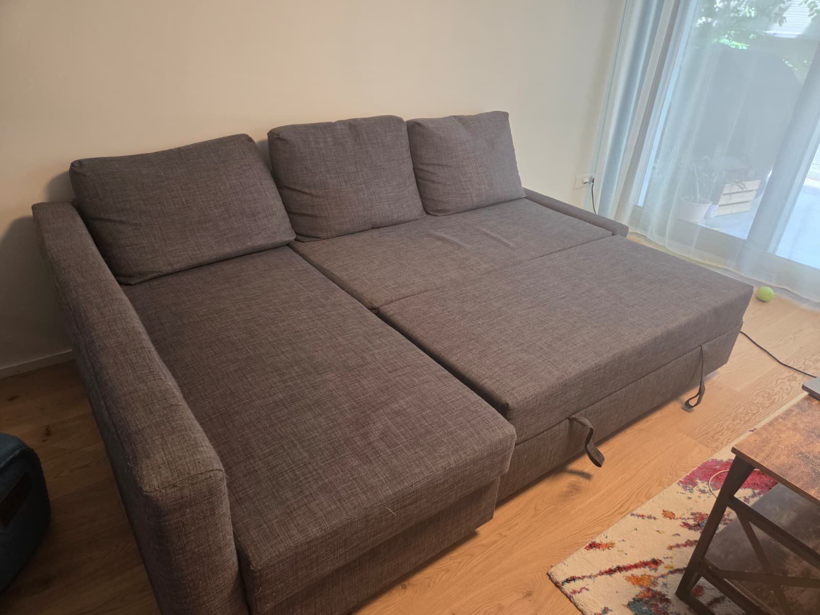 Ikea Sofas: IKEA FRIHETEN couch in very good condition – D'occasion à Zurich par nic_tg8b 4