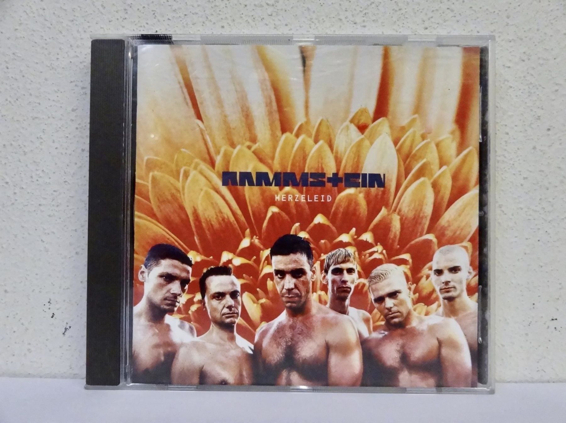CDs: CD RAMMSTEIN / HERZELEID – Neuf (Voir description) à Kerzers par djstarsky73