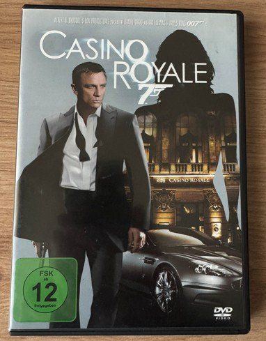 Tutti i DVDs: alle 5 Bond filme mit Daniel Craig – Usato da Uster venduto da Sale_from_home