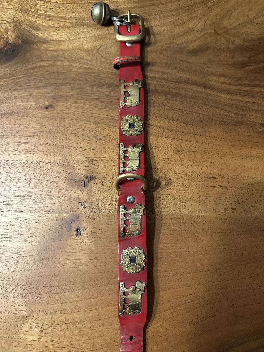 Dekobänder: Hundehalsband Appenzell – Gebraucht aus S. Antonino von Swissbutler