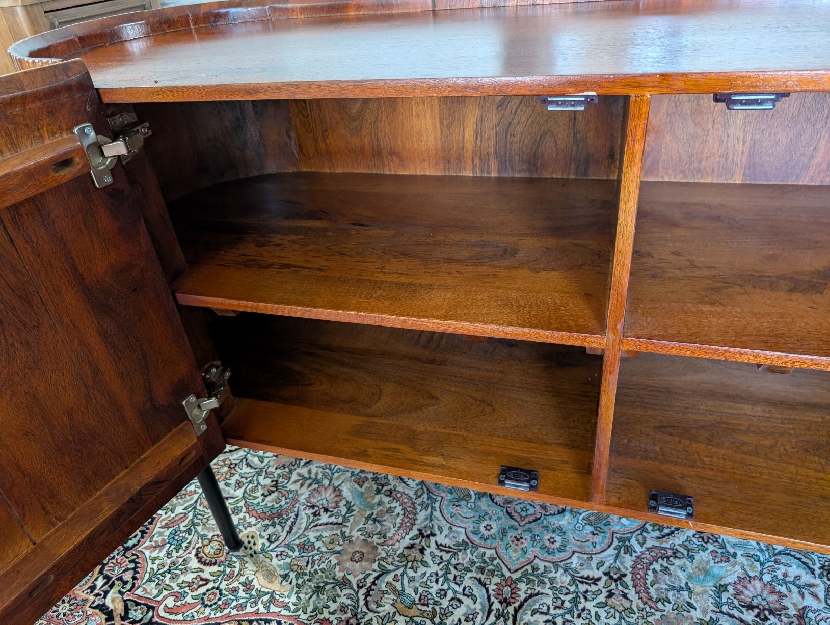 Cassettiere: Mid Century Kommode / Sideboard – Nuovo (secondo la descrizione) da Rüschlikon venduto da jjj_622v 4