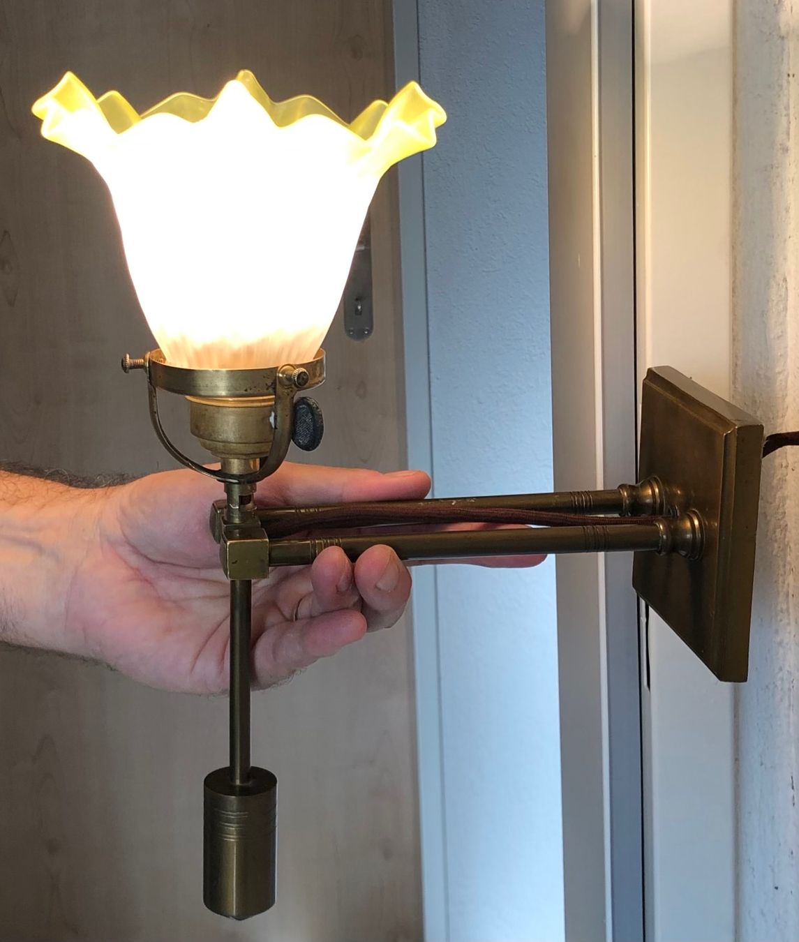 Lampen: Antike Wandlampe Messing Jugendstilglas einfache Montage – Gebraucht aus Büsserach von Urkundenflora 4