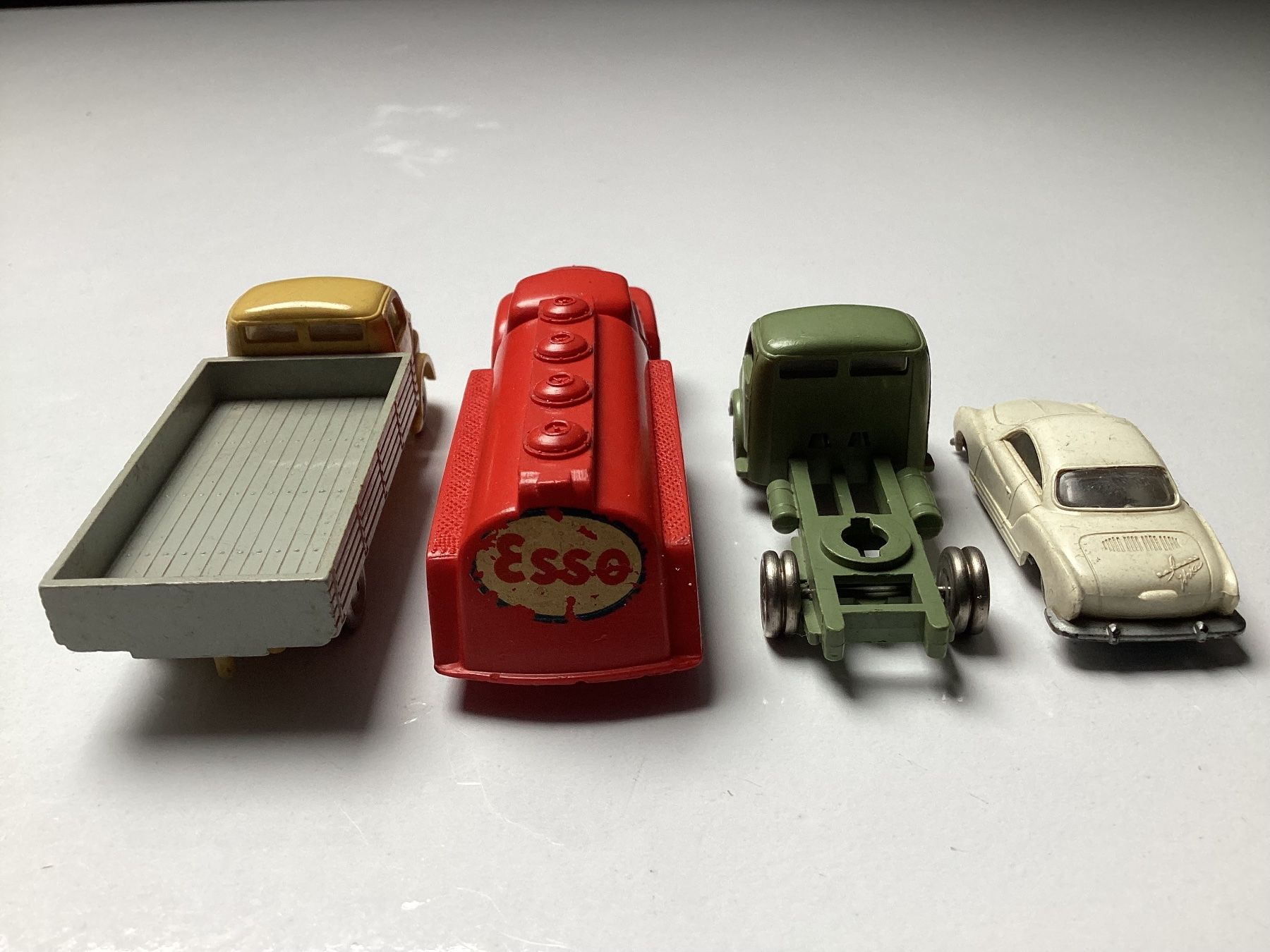 Lego Spielzeuge: Lot mit 4 alten 1:87 "LEGO FAHRZEUGEN“ aus den 60er Jahren – Gebraucht aus Bachenbülach von frifrafrosch 3