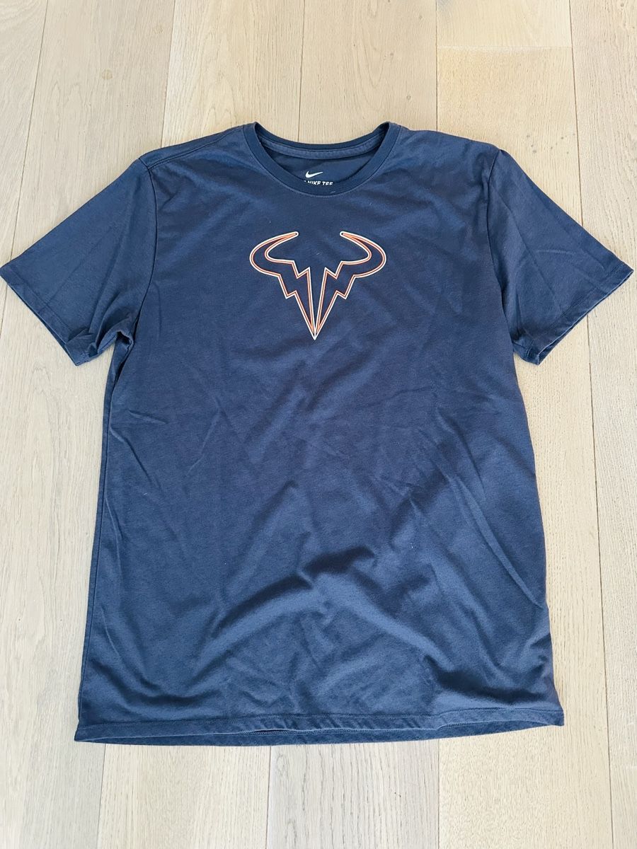 Nike T-shirt: Nike Rafa T-Shirt Gr. L – Usato da Bern venduto da howi72