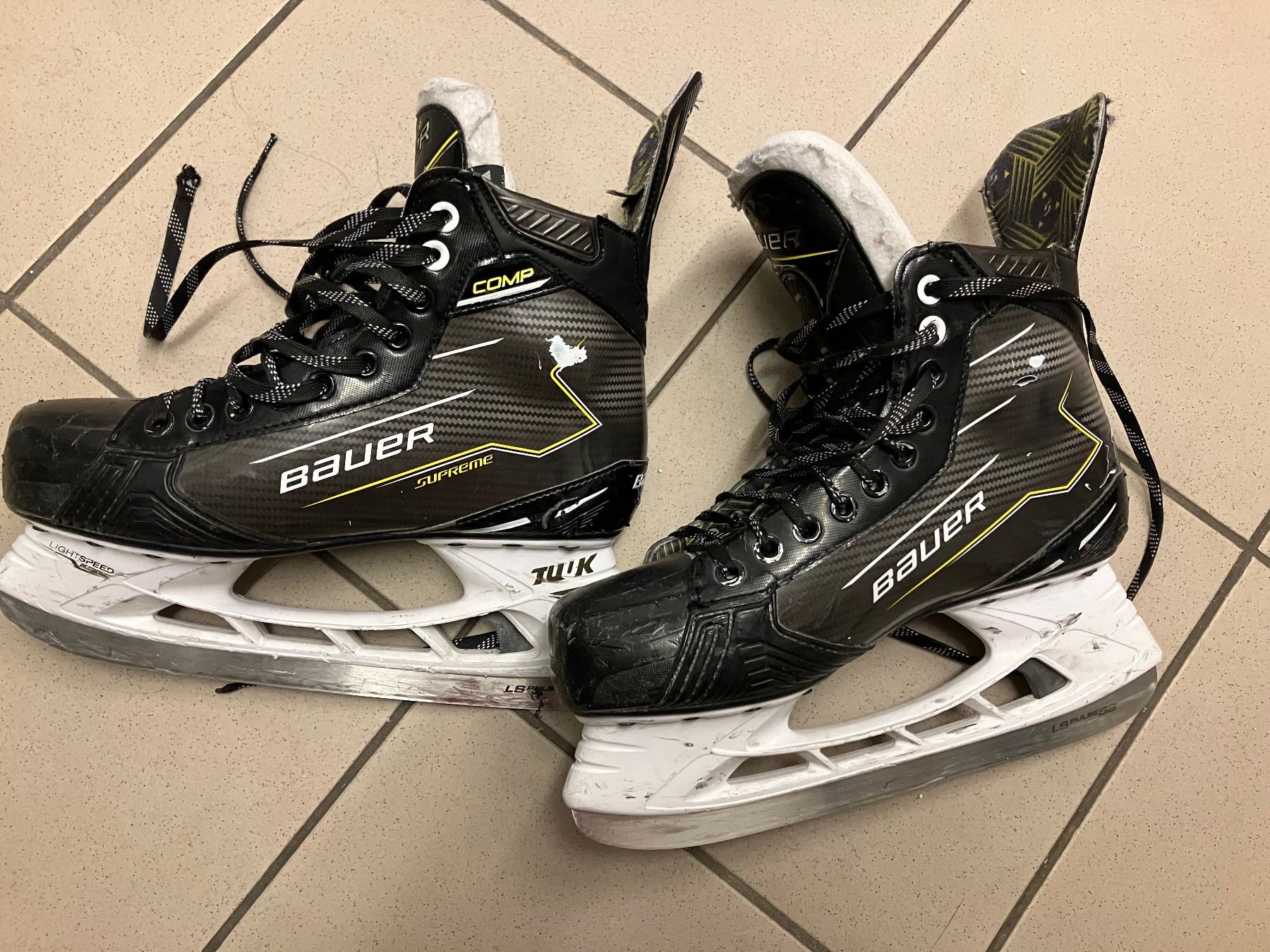 Pattini da ghiaccio: Bauer Supreme Senior - Grösse 8.5 / 44EU – Usato da Rueschlikon venduto da markforce