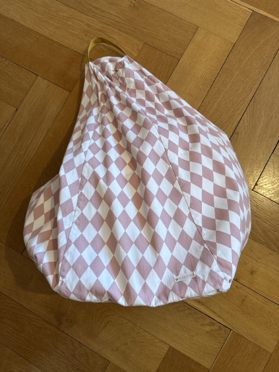 Nobodinoz Cuscini: Nobodinoz, Sitzsack Kinderzimmer – Usato da St. Gallen venduto da Pepita03 1