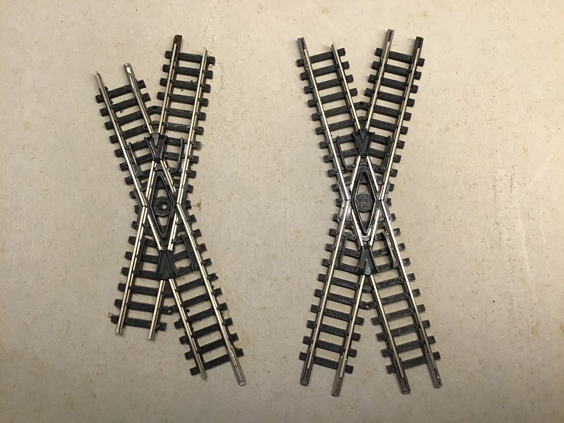Trix Modellini di ferrovie: TRIX KREUZUNGEN SPUR N – Usato da Männedorf venduto da Modellbau-wyss